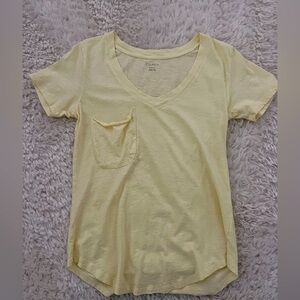 Z- Supply X-Small like new yellow v-neck T-shirt!